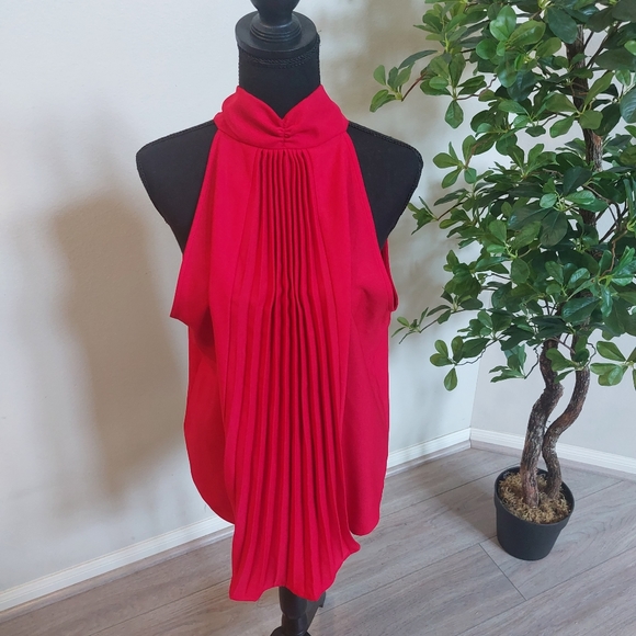 7AVENUE Women's Red Top Size Large. NWT - Picture 1 of 9